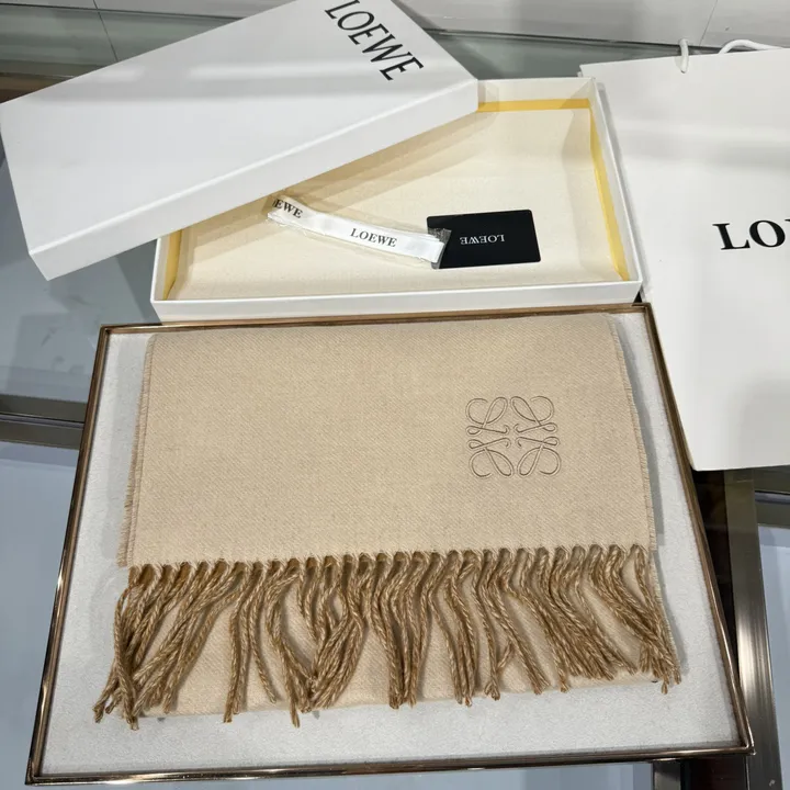 スーパーコピー ロエベ マフラー