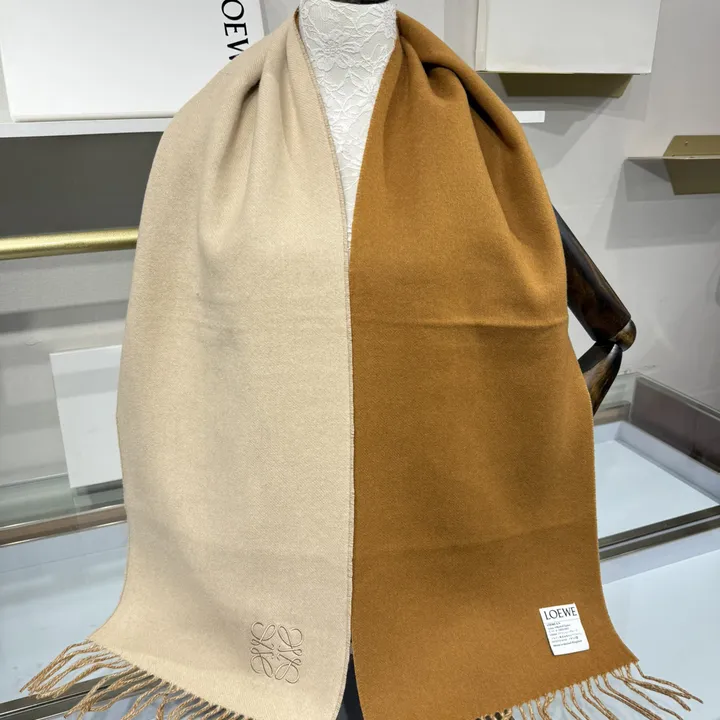 スーパーコピー ロエベ マフラー