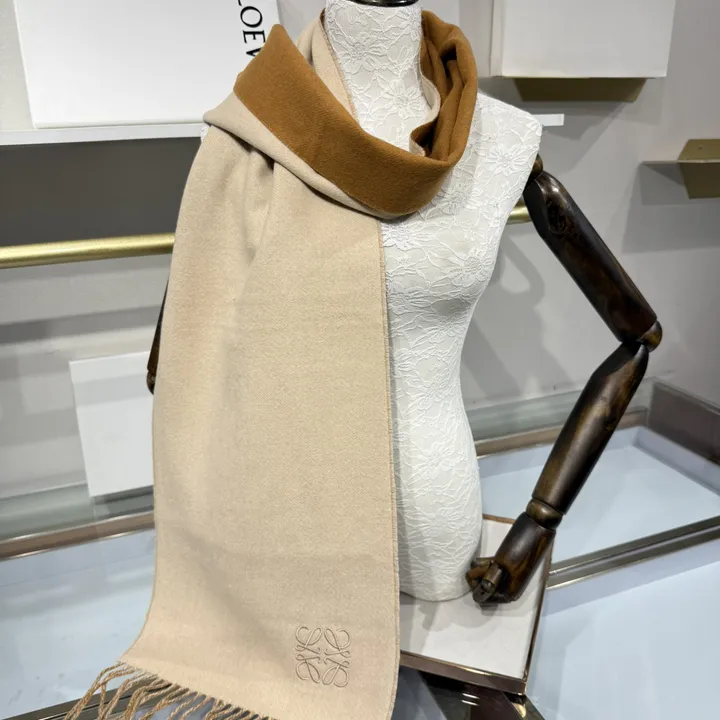 スーパーコピー ロエベ マフラー