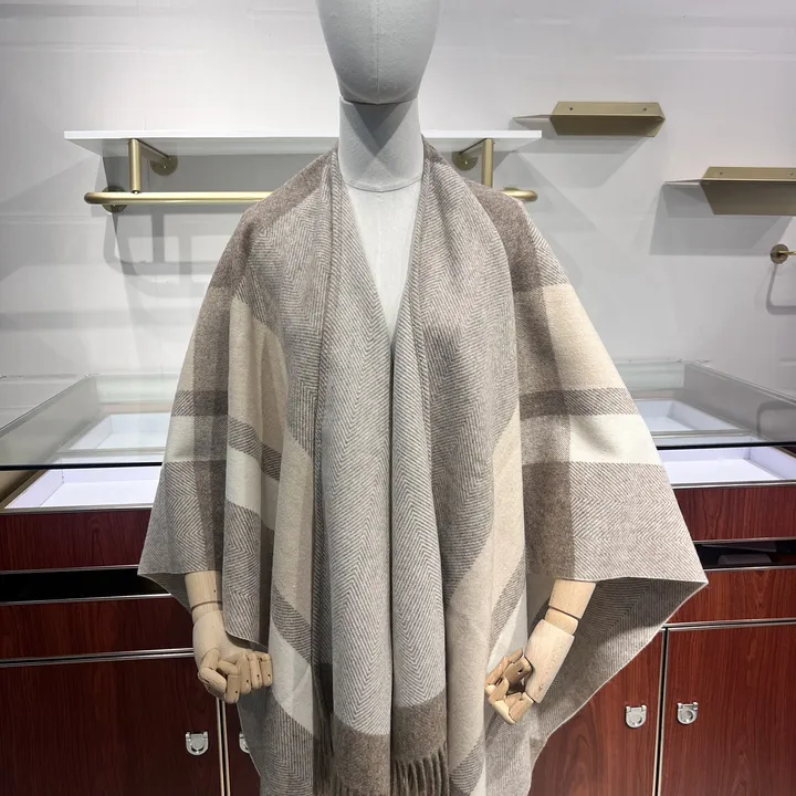 スーパーコピー ロエベ マフラー