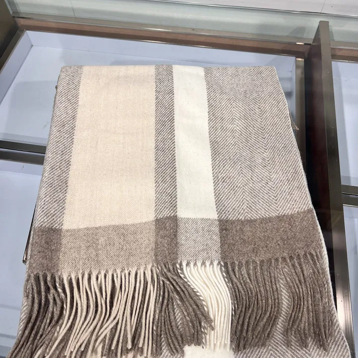 スーパーコピー ロエベ マフラー