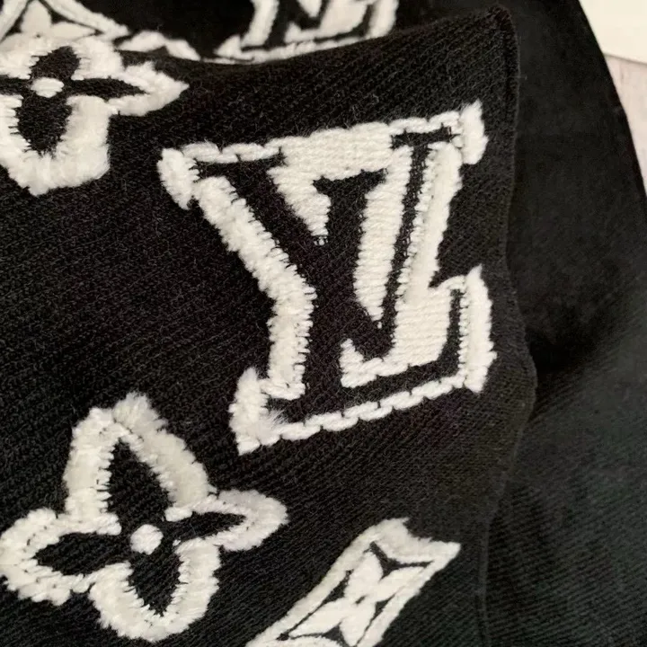 スーパーコピー ルイヴィトン マフラー