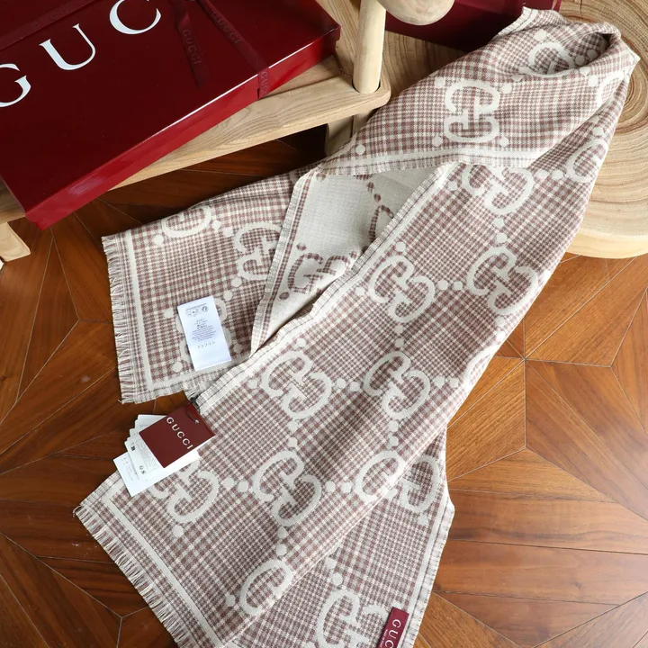 スーパーコピー グッチ マフラー