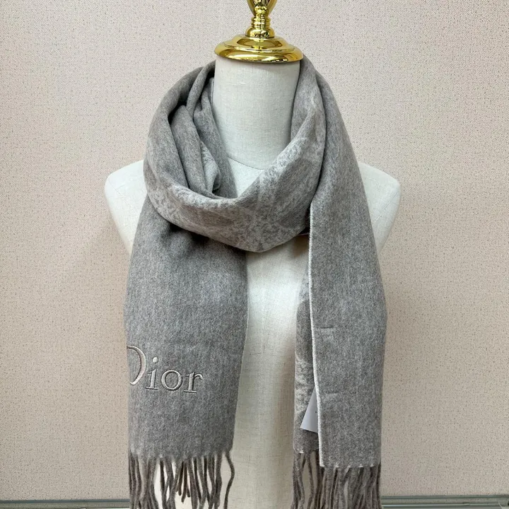 スーパーコピー ディオール マフラー