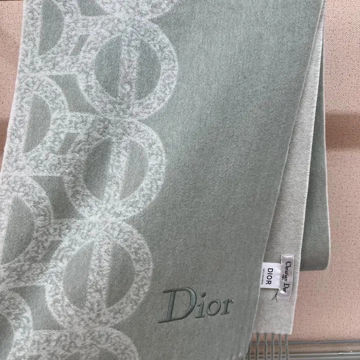 スーパーコピー ディオール マフラー