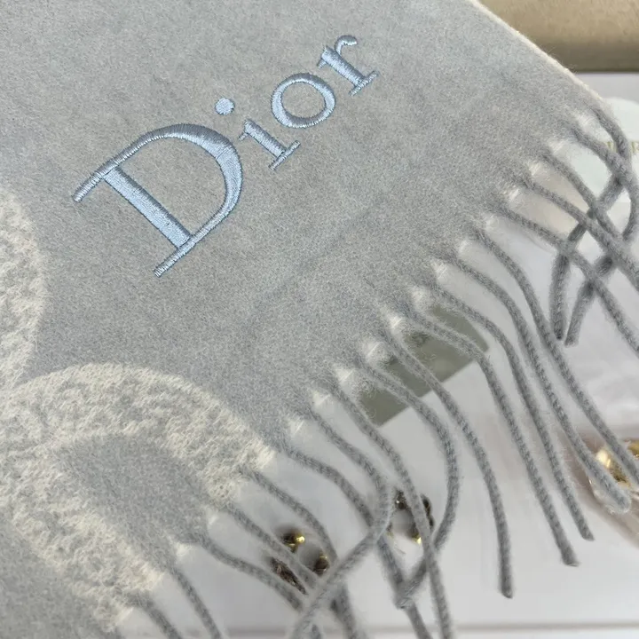 スーパーコピー ディオール マフラー