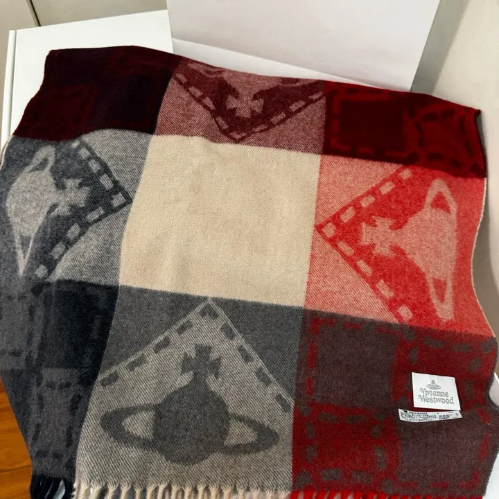 スーパーコピー ヴィヴィアン・ウエストウッド マフラー