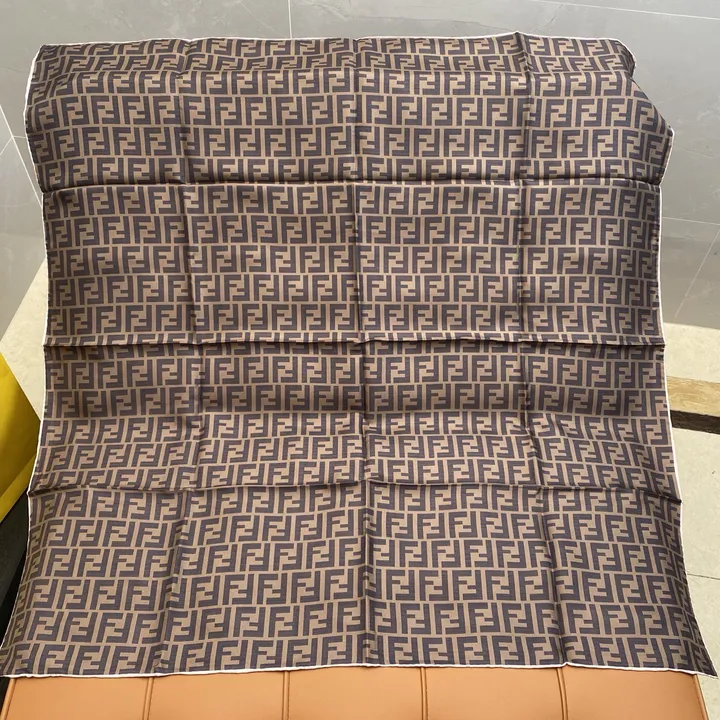 スーパーコピー フェンディ マフラー