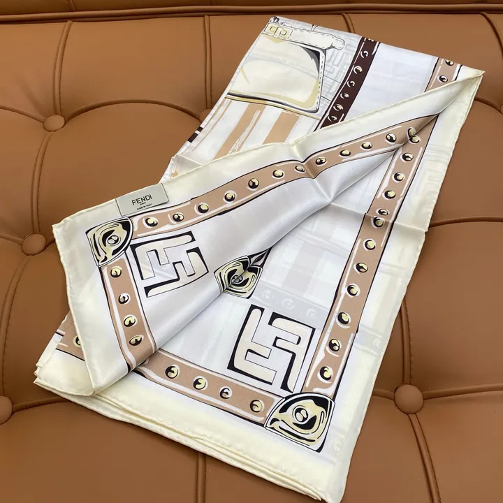 スーパーコピー フェンディ マフラー