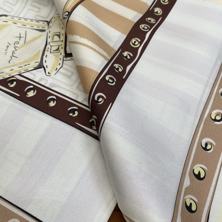 スーパーコピー フェンディ マフラー