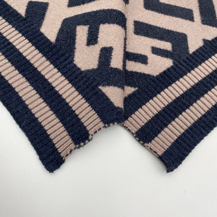 スーパーコピー フェンディ マフラー