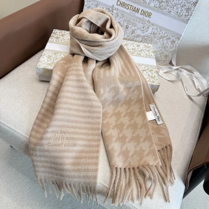 スーパーコピー ディオール マフラー