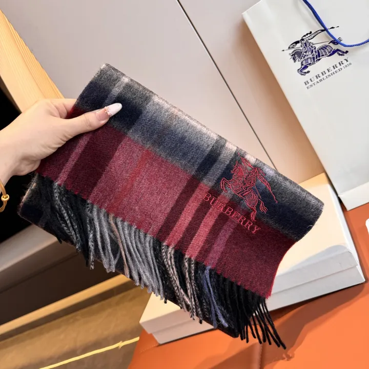 スーパーコピー バーバリー ス マフラー