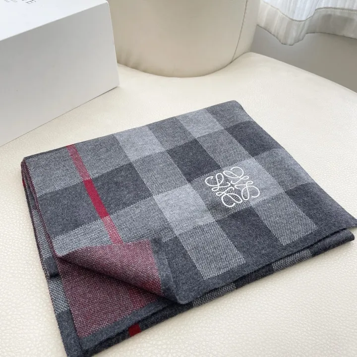 スーパーコピー ロエベ マフラー