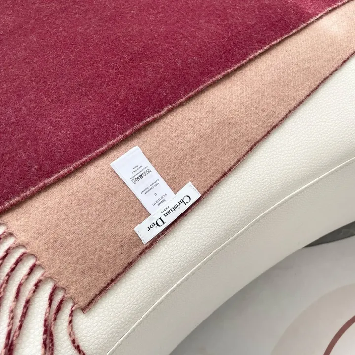 スーパーコピー ディオール マフラー