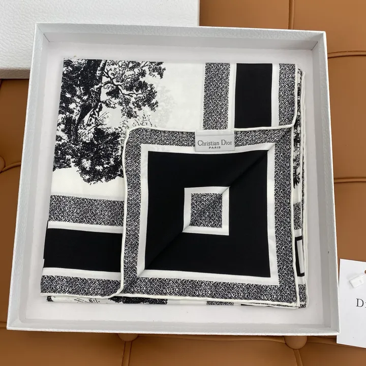 スーパーコピー ディオール マフラー