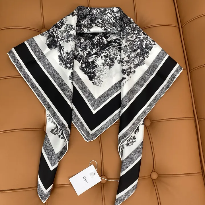 スーパーコピー ディオール マフラー