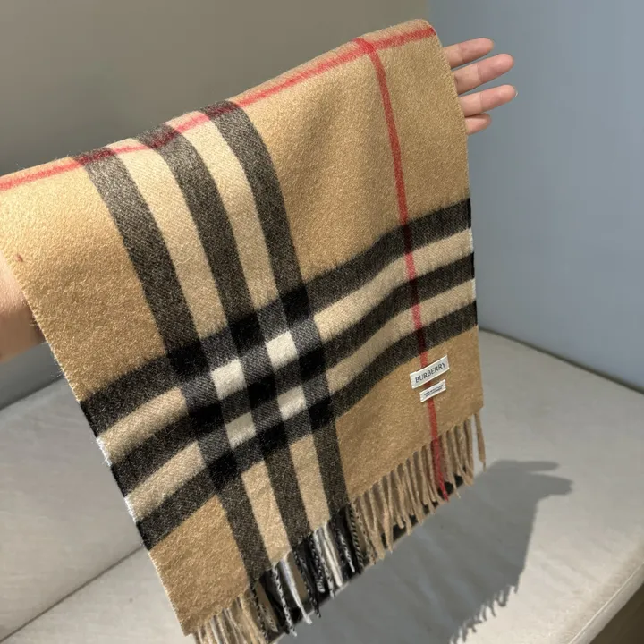 スーパーコピー バーバリー ス マフラー