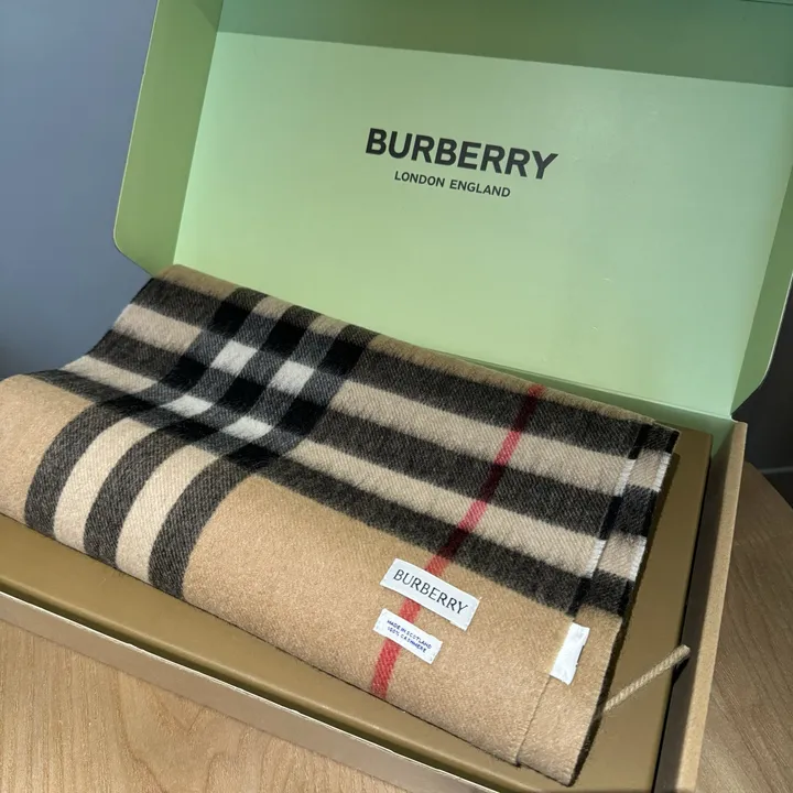 スーパーコピー バーバリー ス マフラー