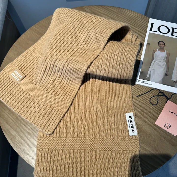 スーパーコピー フェンディ マフラー