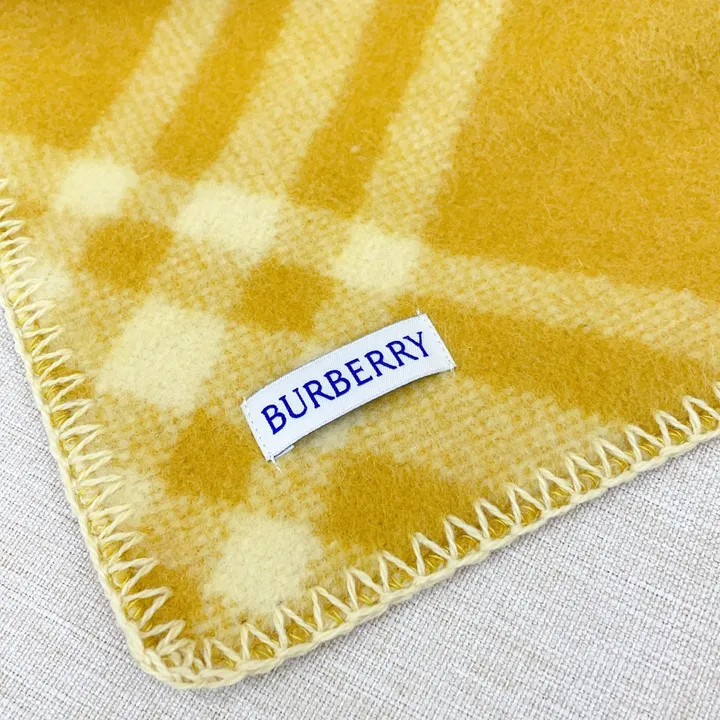 スーパーコピー バーバリー ス マフラー