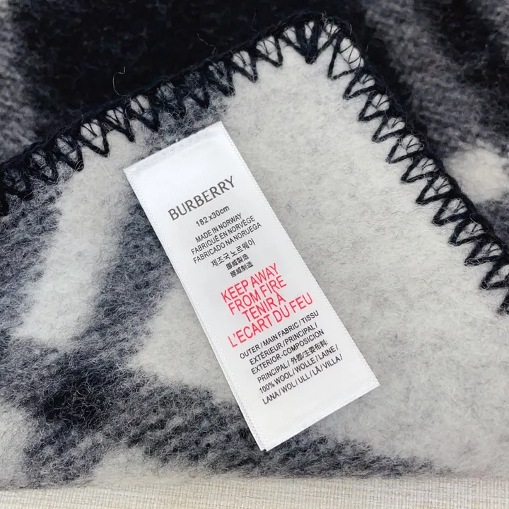 スーパーコピー バーバリー ス マフラー