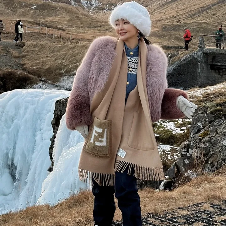 スーパーコピー フェンディ マフラー