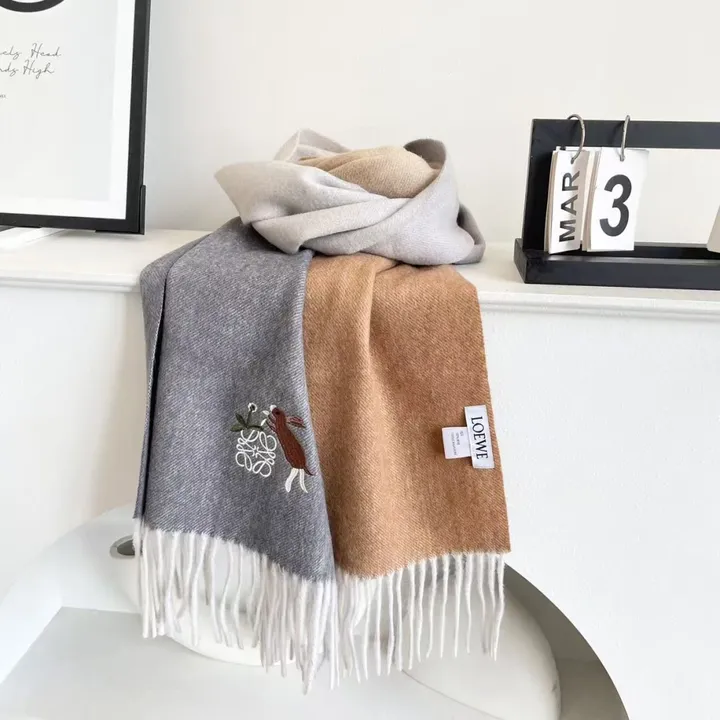 スーパーコピー ロエベ マフラー