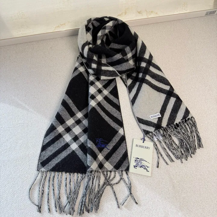 スーパーコピー バーバリー ス マフラー