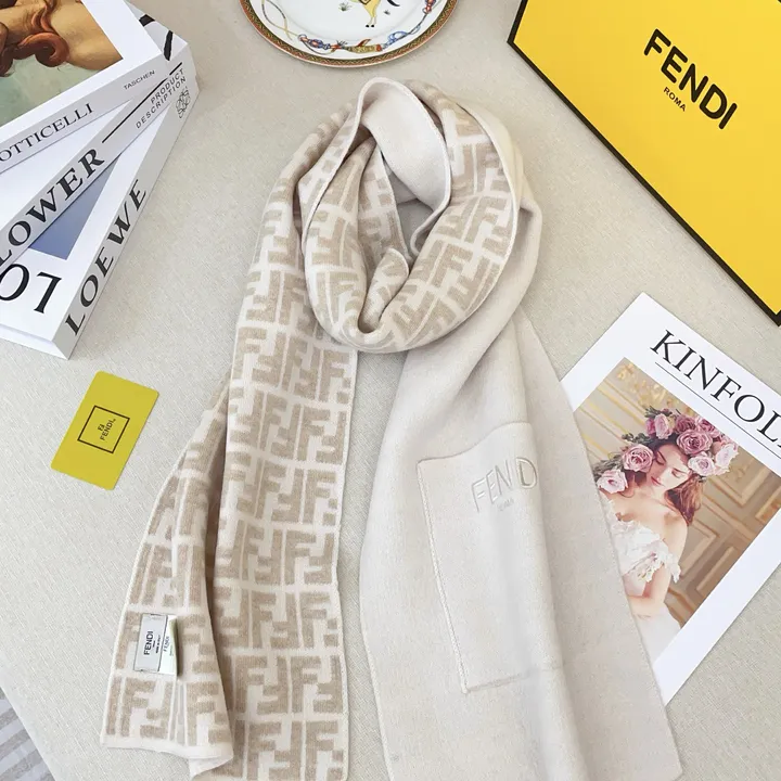 スーパーコピー フェンディ マフラー