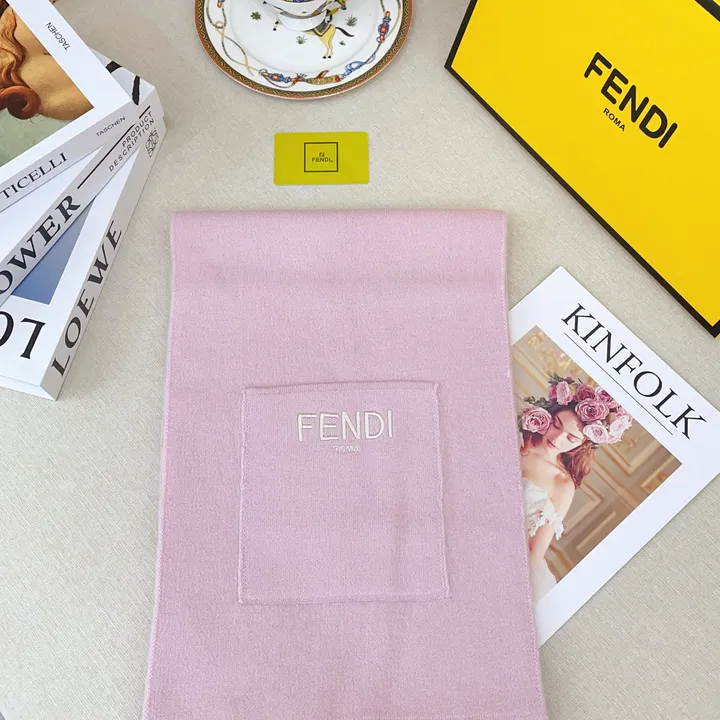 スーパーコピー フェンディ マフラー