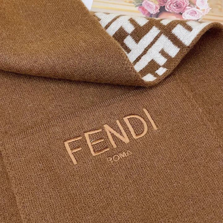 スーパーコピー フェンディ マフラー