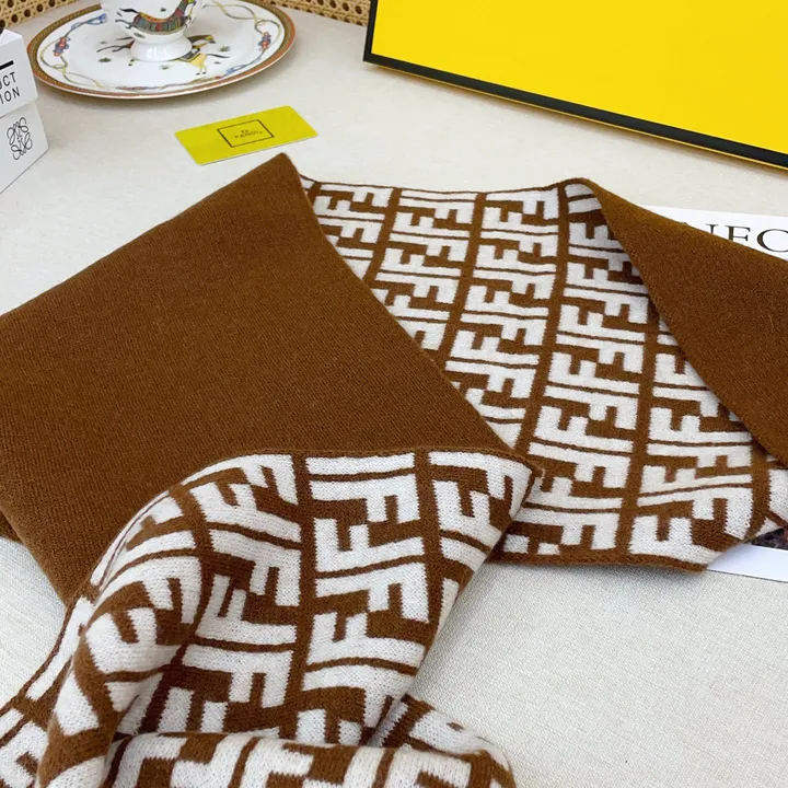 スーパーコピー フェンディ マフラー