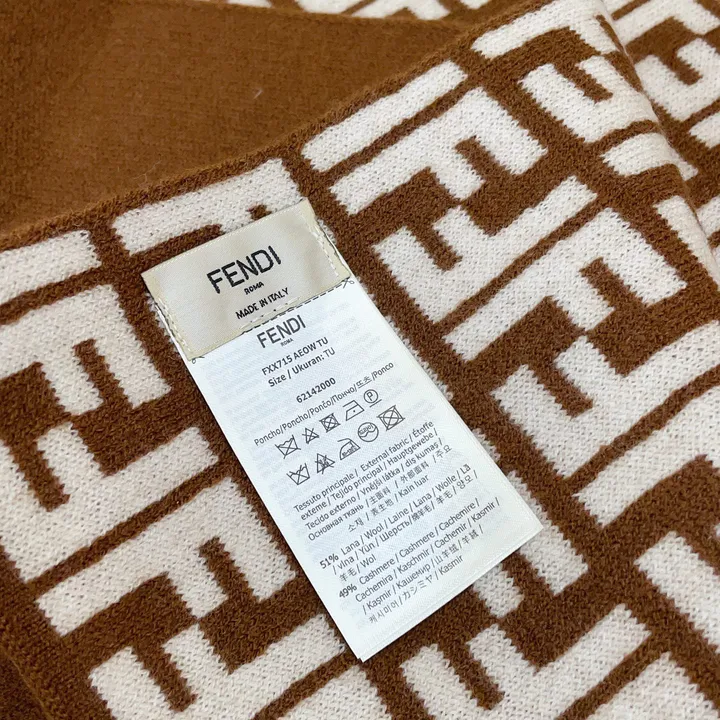 スーパーコピー フェンディ マフラー