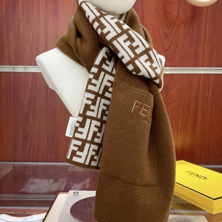 スーパーコピー フェンディ マフラー