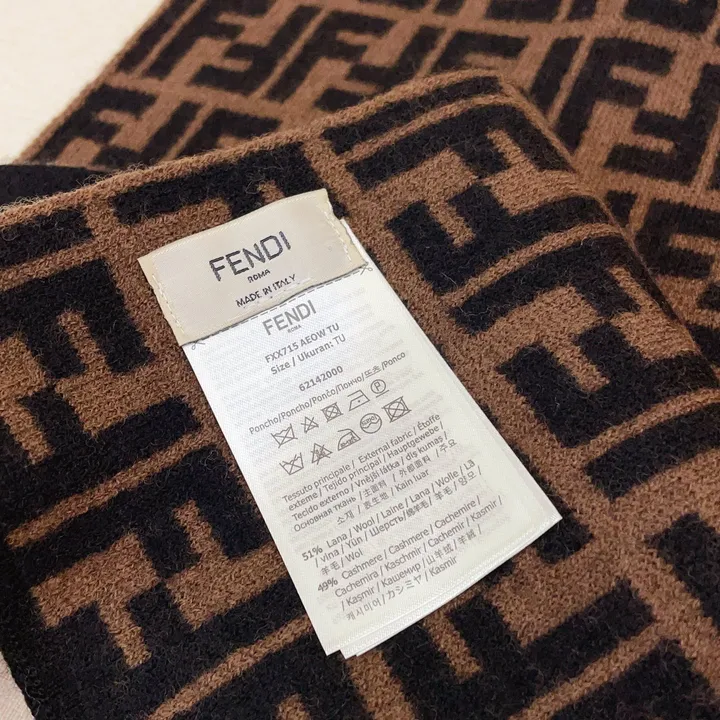 スーパーコピー フェンディ マフラー