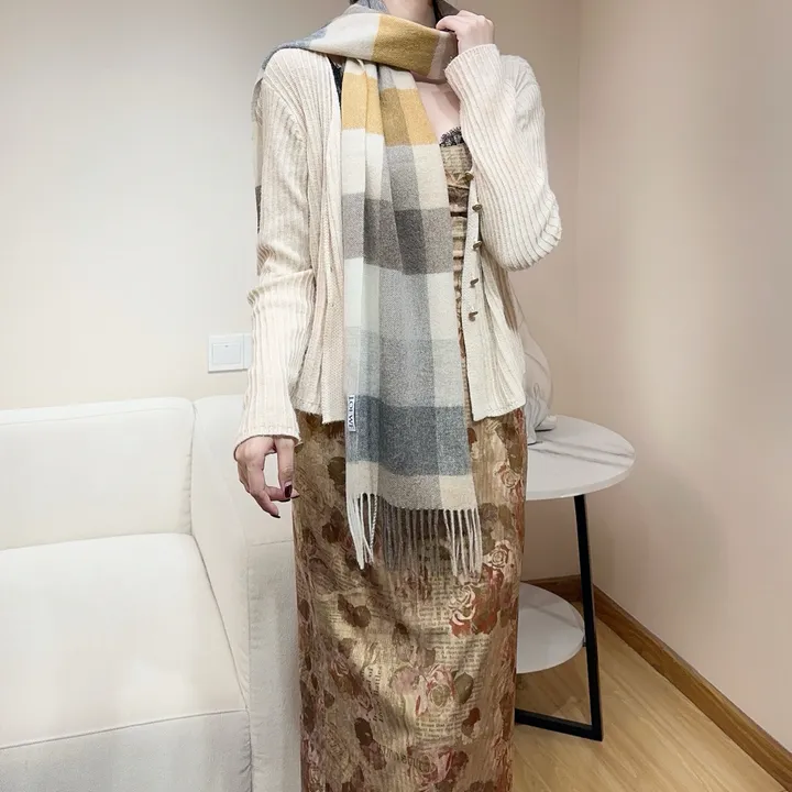 スーパーコピー ロエベ マフラー