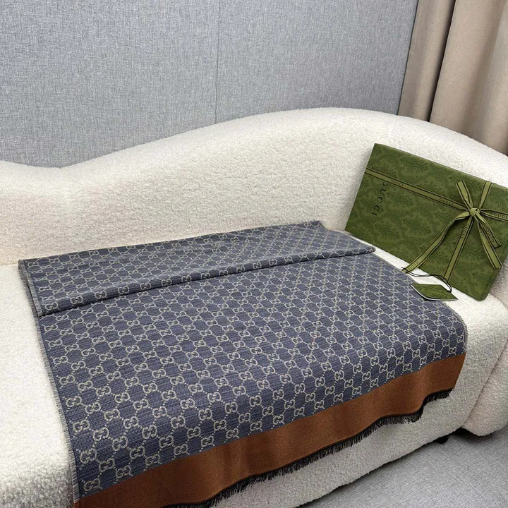 スーパーコピー グッチ マフラー