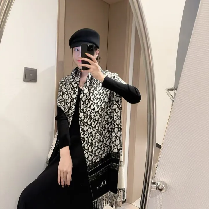 スーパーコピー ディオール マフラー