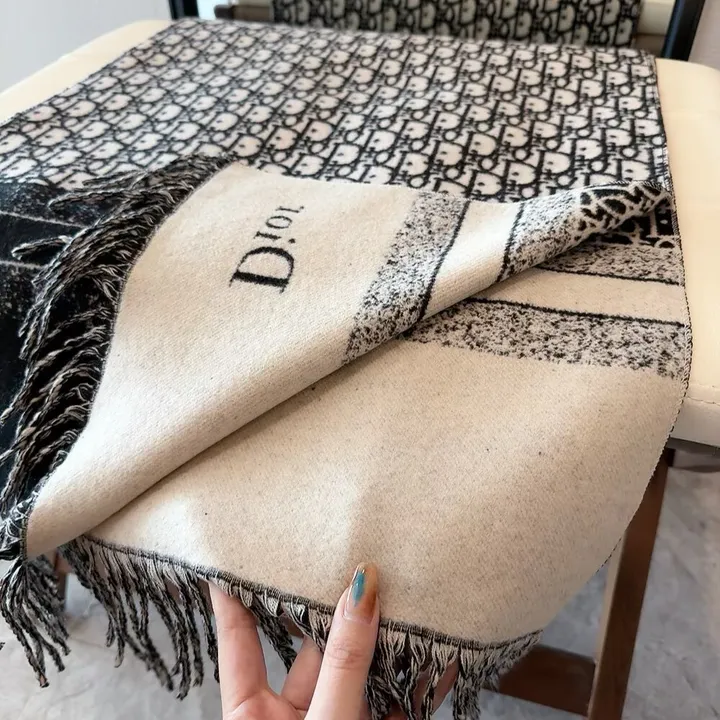 スーパーコピー ディオール マフラー