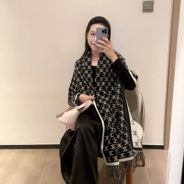 スーパーコピー ロエベ マフラー