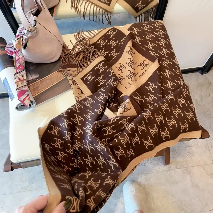 スーパーコピー ロエベ マフラー