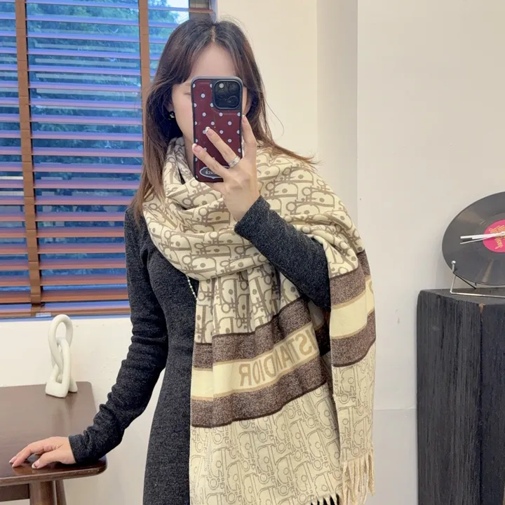 スーパーコピー ディオール マフラー