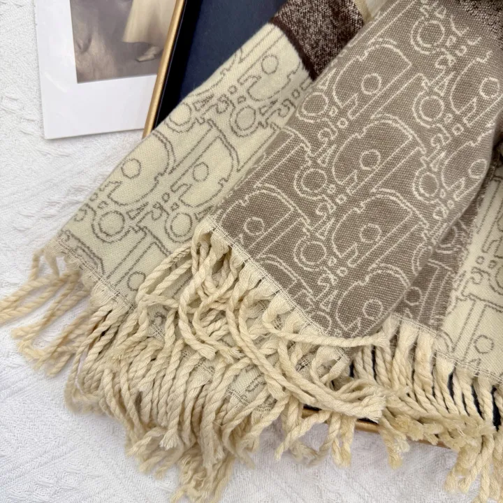 スーパーコピー ディオール マフラー