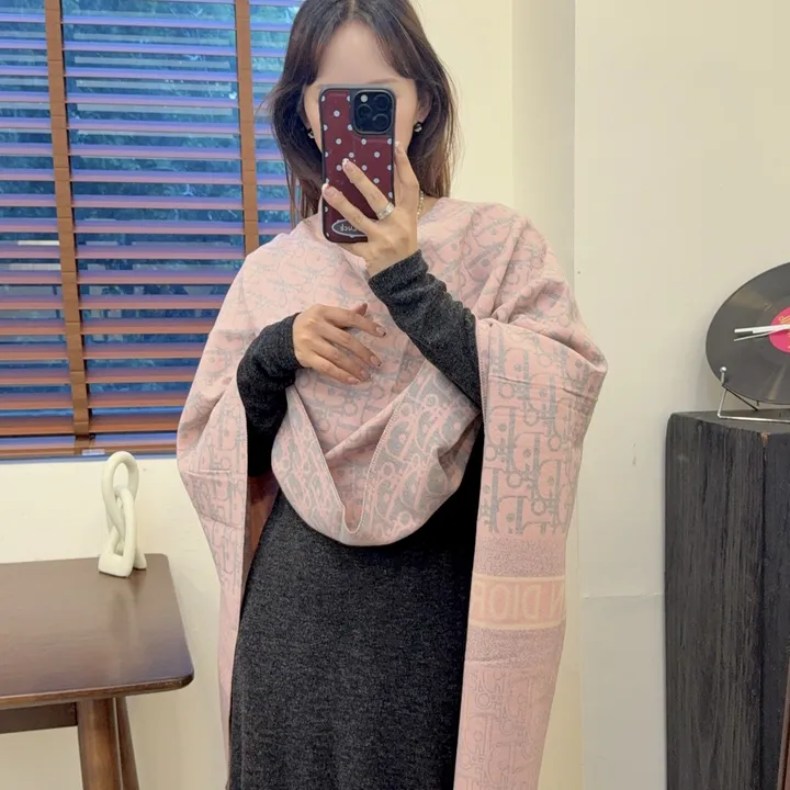 スーパーコピー ディオール マフラー