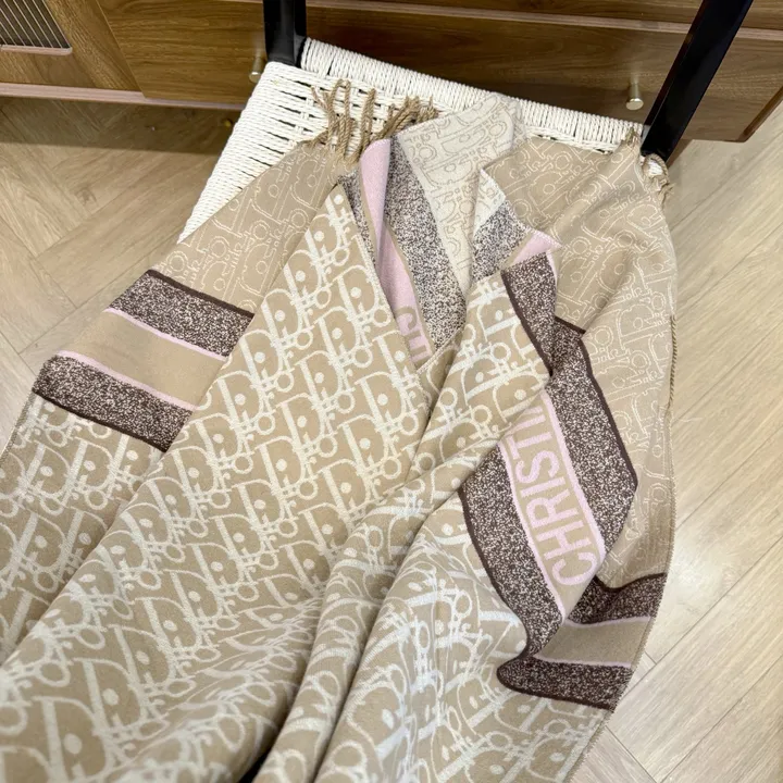 スーパーコピー ディオール マフラー