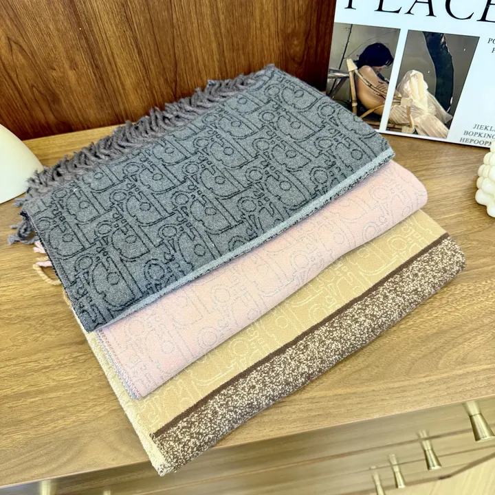 スーパーコピー ディオール マフラー