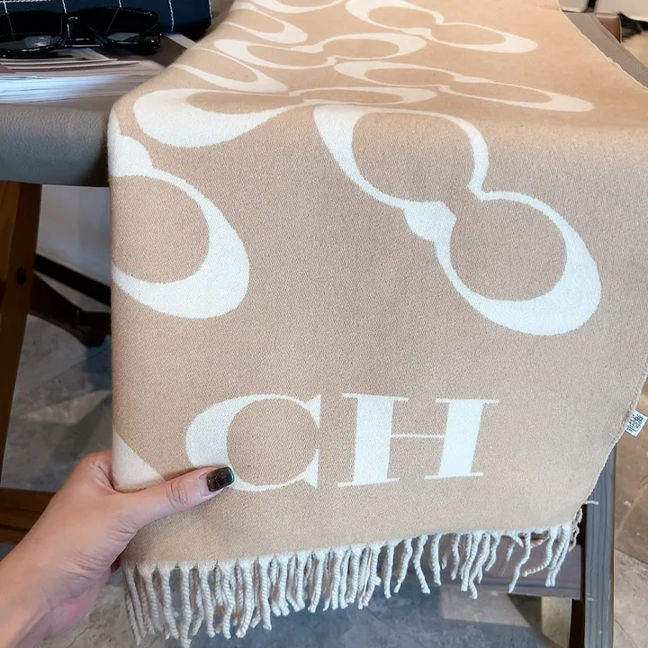 スーパーコピー コーチ マフラー