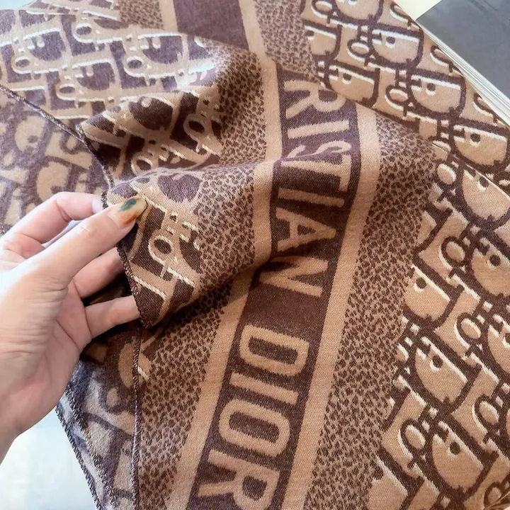 スーパーコピー ディオール マフラー