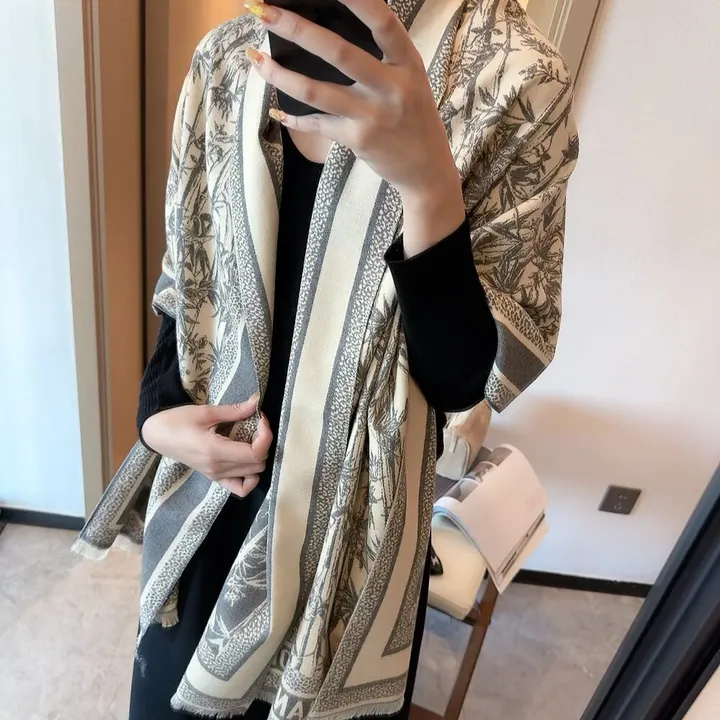 スーパーコピー ディオール マフラー